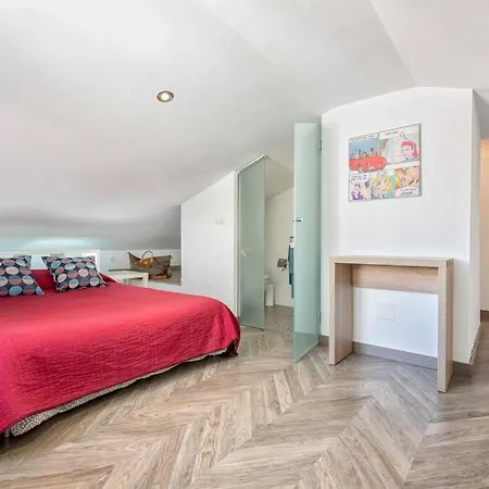 Penthouse In The Old Town Of Apartamento