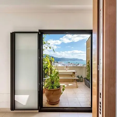 Apartamento Penthouse In The Old Town Of Nerja